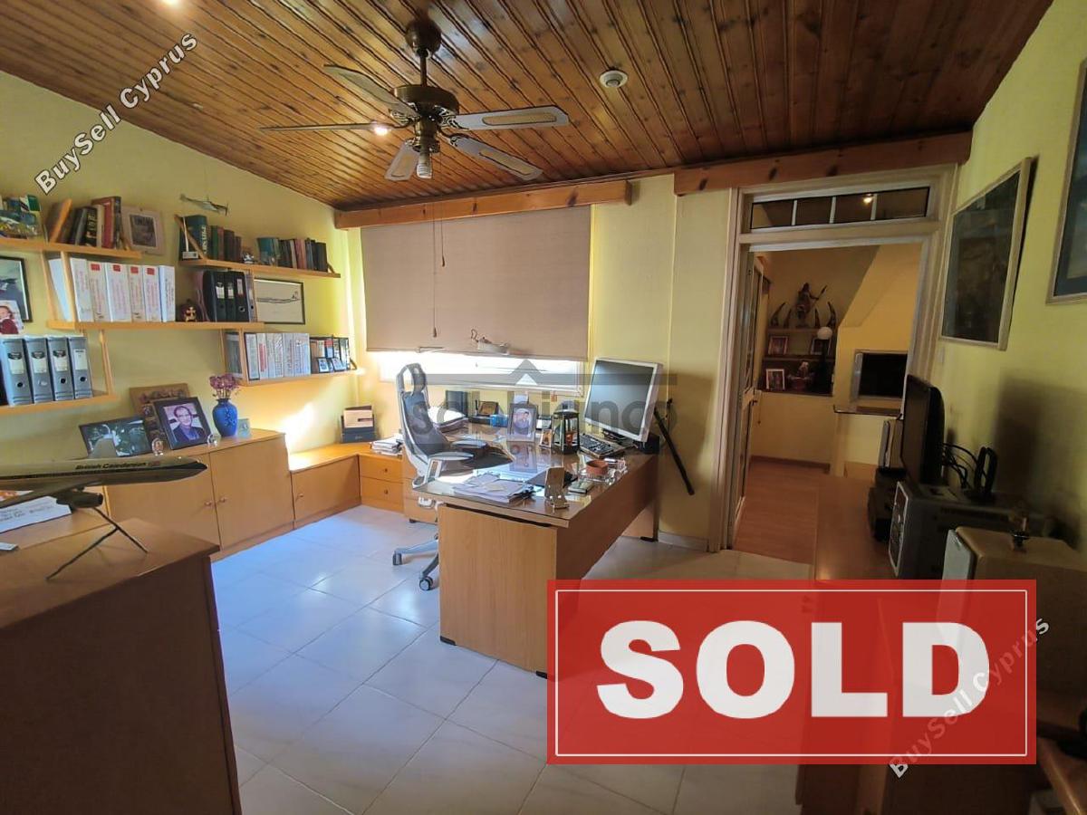 3 bedroom apartment sold faneromeni larnaca 8742544 image 16405184