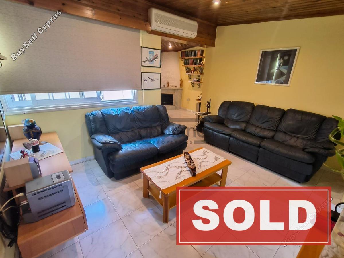 3 bedroom apartment sold faneromeni larnaca 8742544 image 16405185