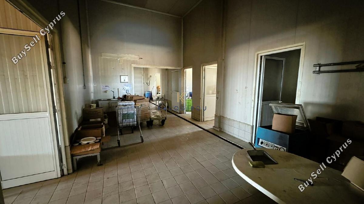 studio warehouse for rent tersefanou larnaca 1651154 image 5685912