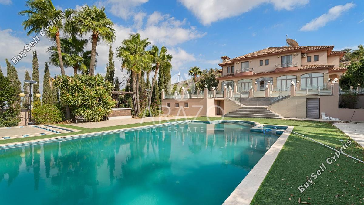 8 Bedroom Detached house for sale in Alethriko, Larnaca 16652981