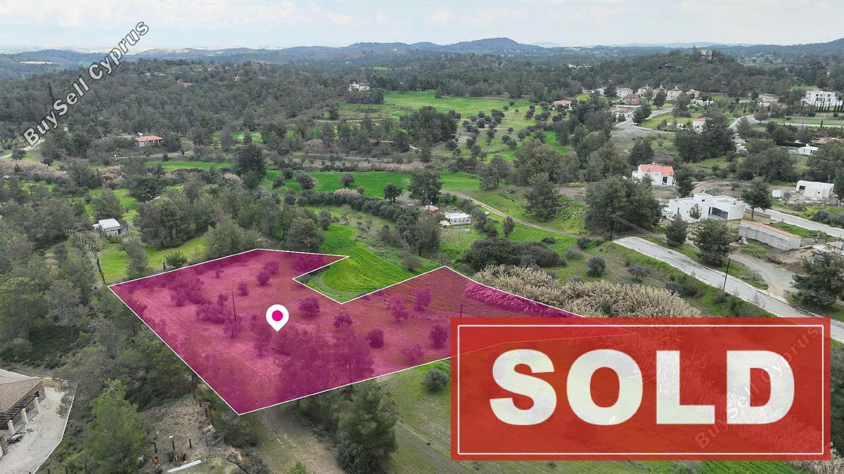 land sold lythrodontas nicosia 1313364 image 2854649