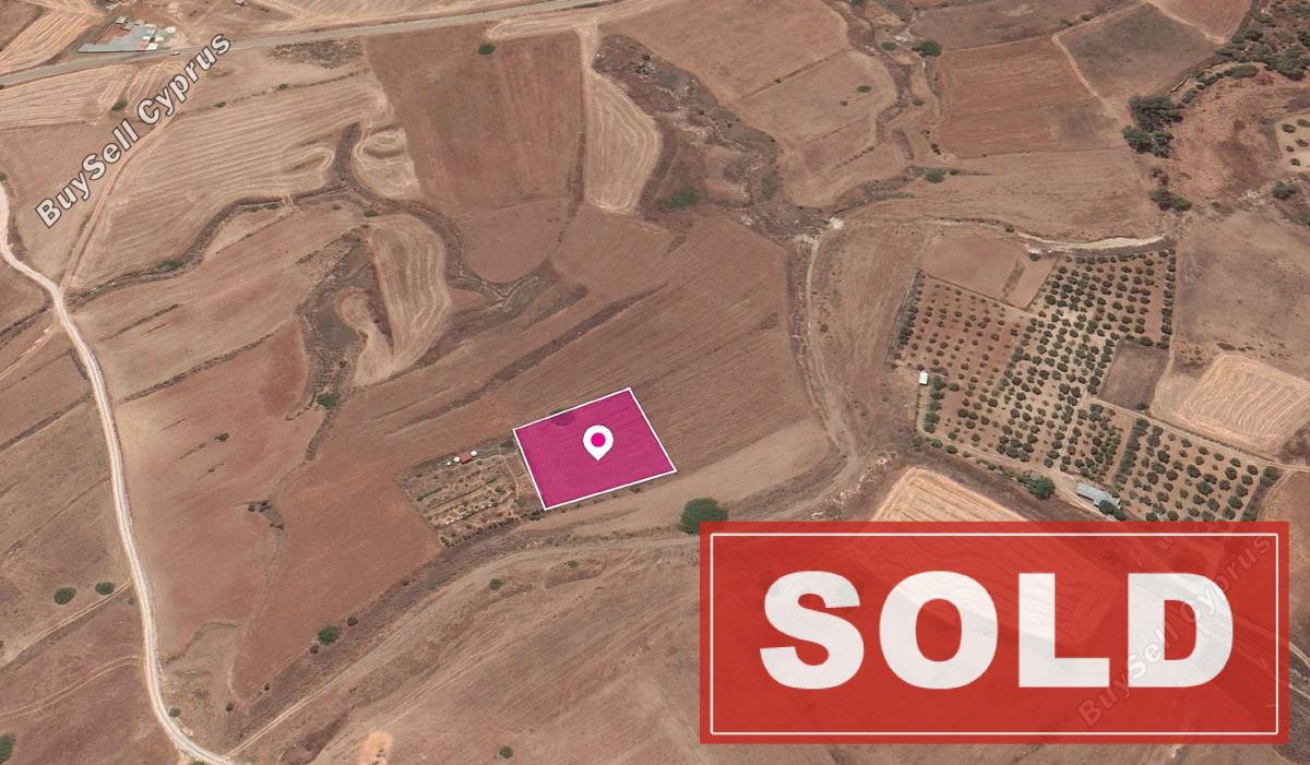 land sold palaiometocho nicosia 1104964 image 2848714