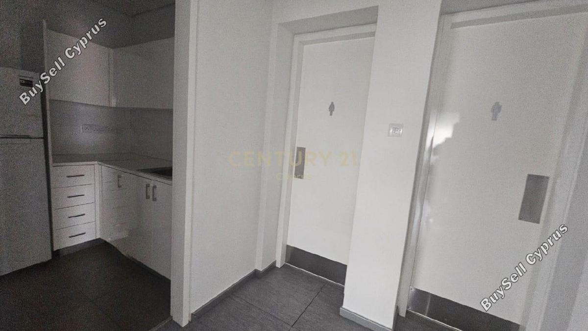8 bedroom entire floor apartment for rent potamos germasogeias limassol 8468174 image 16633306