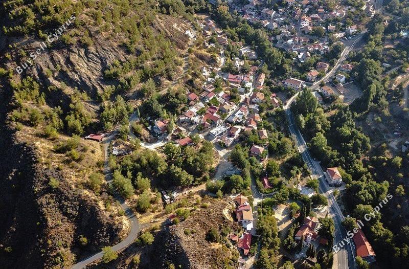733 SQM Land for sale in Kato Platres, Limassol 10212998