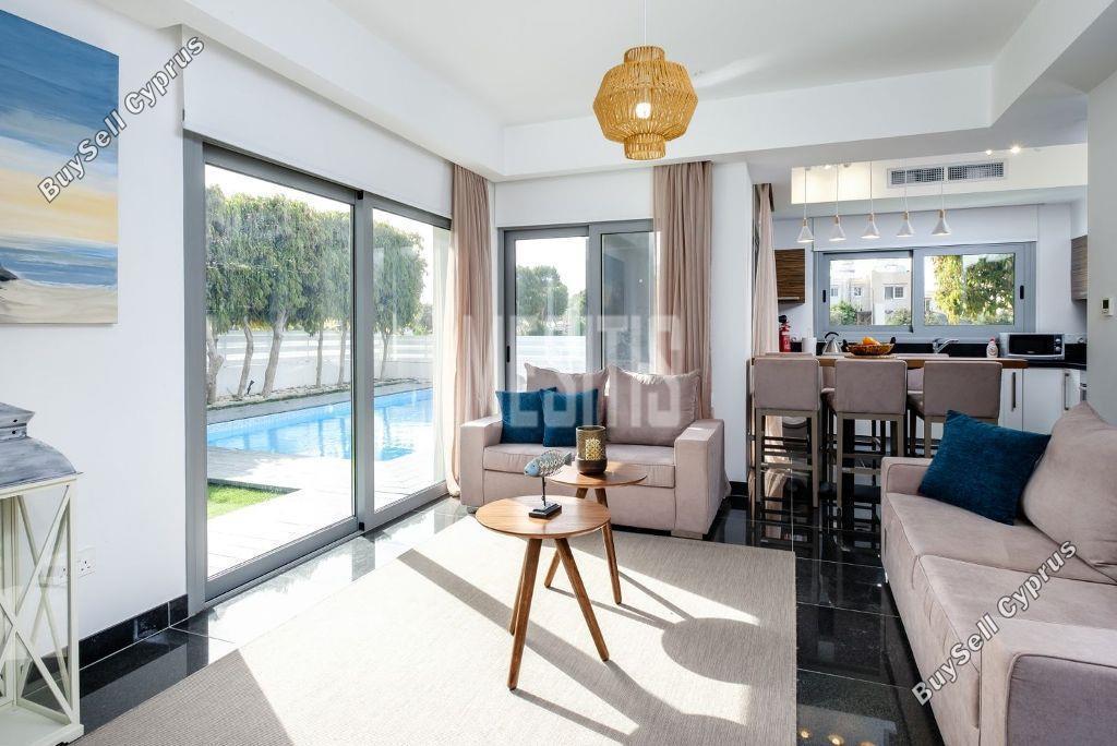 3 bedroom detached house for rent pervolia larnaca 8792184 image 16694305