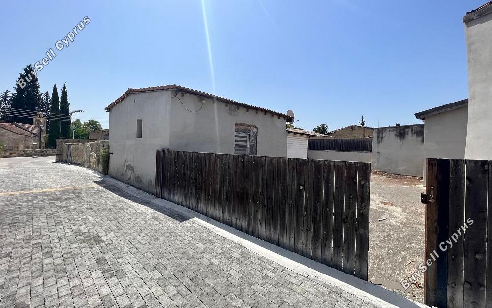 2 Bedroom Bungalow for sale in Agrokipia, Nicosia 4014124