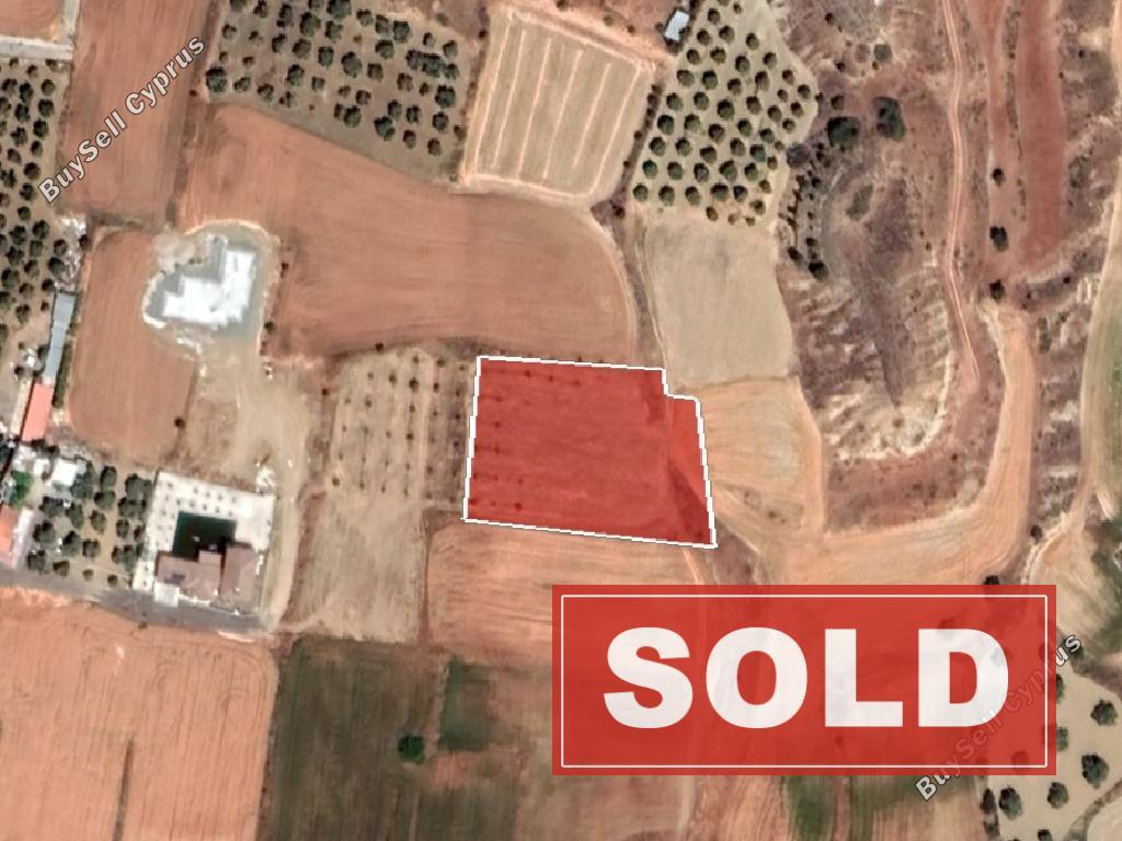 land sold pera orinis nicosia 1153884 image 5493965