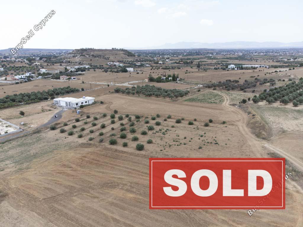 land sold pera orinis nicosia 1153884 image 5493980