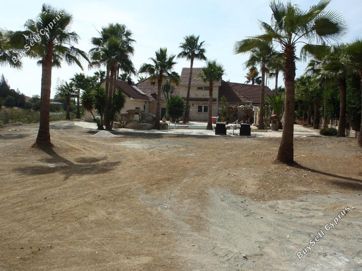 7 bedroom bungalow for sale pyrgos limassol limassol 1805984 image 6140566
