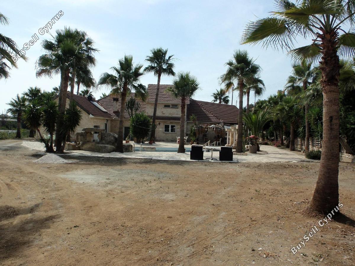 7 bedroom bungalow for sale pyrgos limassol limassol 1805984 image 6140567