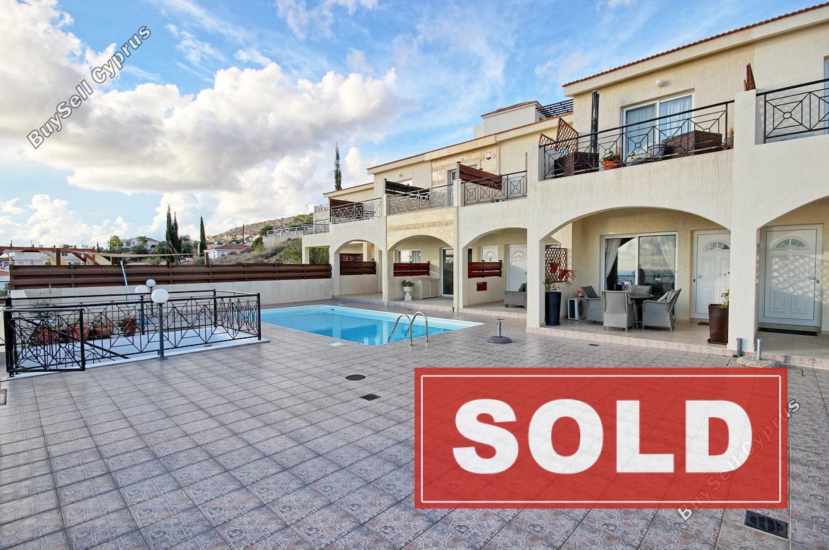 2 bedroom town house sold peyia paphos 229394 image 272423