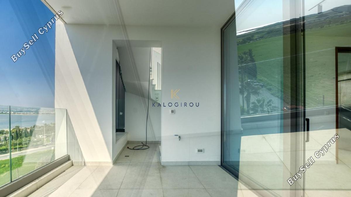 2 bedroom apartment for sale mackenzie larnaca 1761594 image 5729117