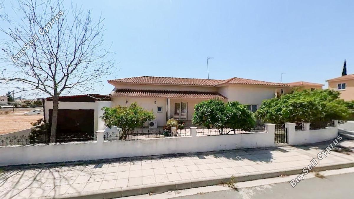 3 bedroom bungalow for sale oroklini larnaca 8001694 image 13727400