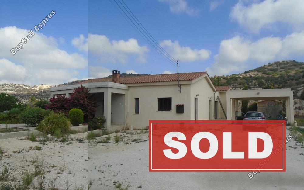 3 bedroom detached house sold episkopi pafou paphos 828405 image 680139