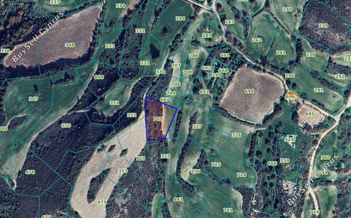 2676 SQM Land for sale in Kato Drys, Larnaca 6320056