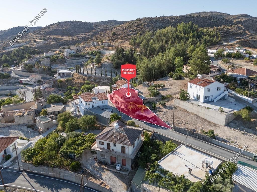 3 Bedroom Semi-detached house for sale in Kato Moni, Nicosia 16519126