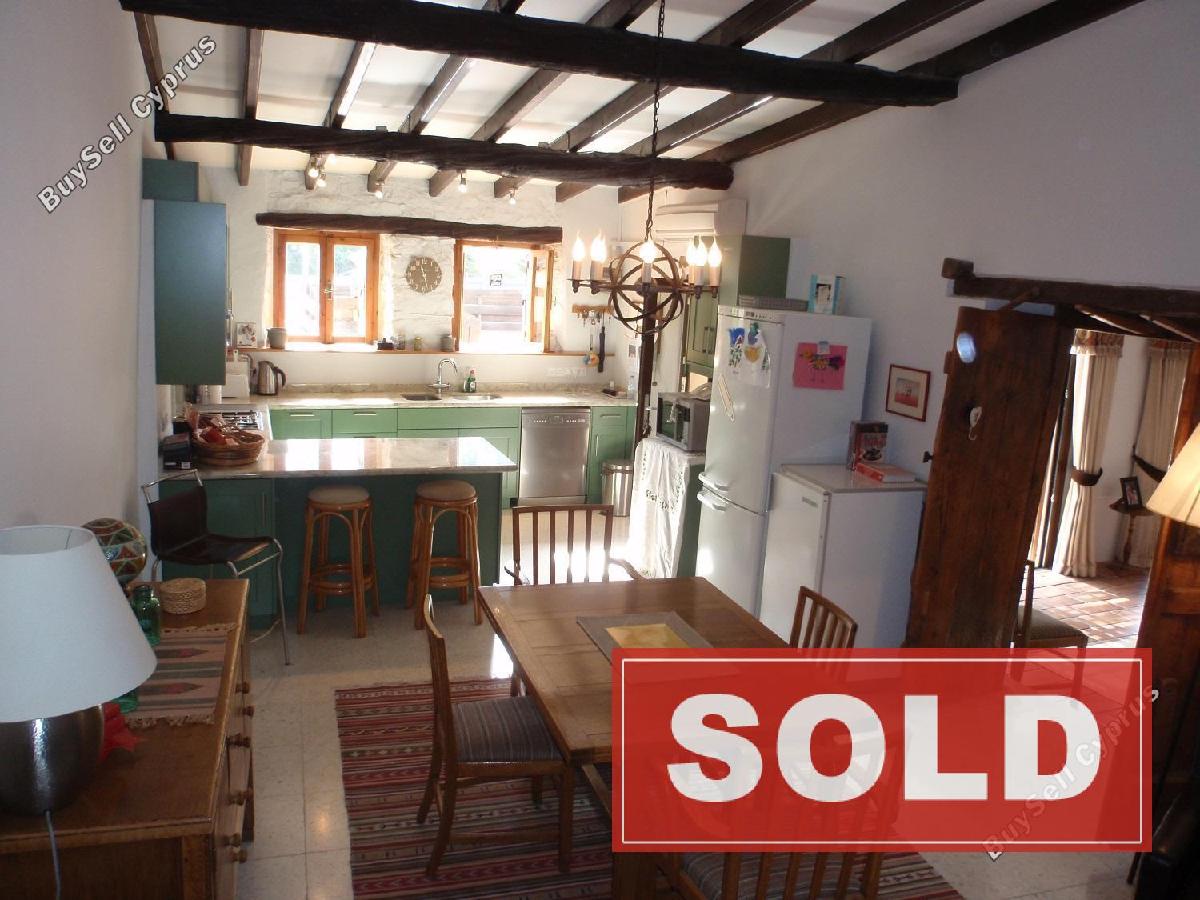 3 bedroom semi detached house sold louvaras limassol 1221705 image 1863102