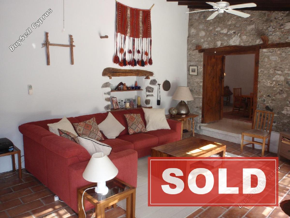 3 bedroom semi detached house sold louvaras limassol 1221705 image 1863109