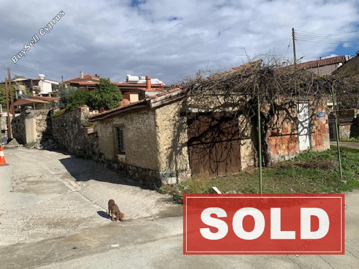 3 bedroom semi detached house sold louvaras limassol 1221705 image 1868049