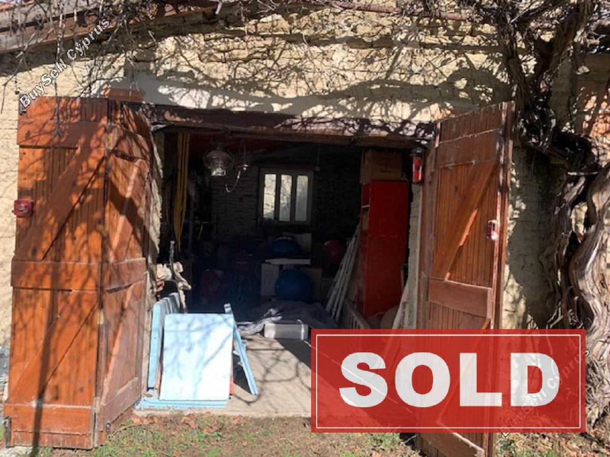 3 bedroom semi detached house sold louvaras limassol 1221705 image 1868050