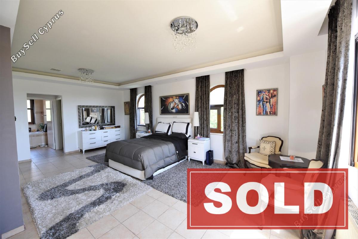 7 bedroom detached house sold oroklini larnaca 769915 image 4937442