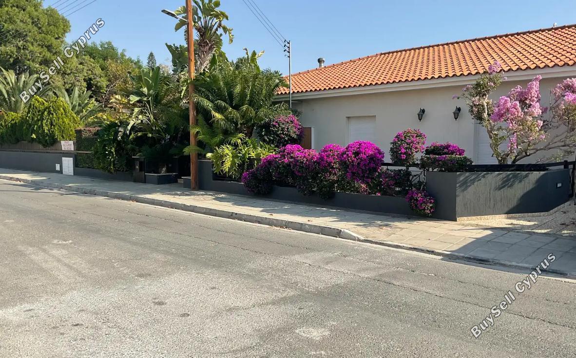 4 bedroom bungalow for sale agios tychonas limassol 1673025 image 12682301
