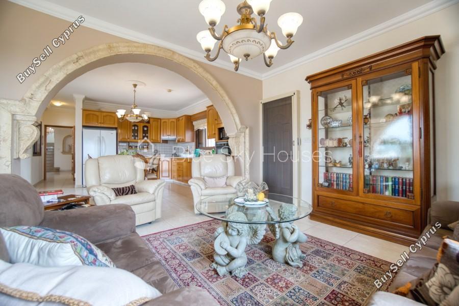 4 bedroom detached house for rent agios athanasios limassol 8604135 image 16933394