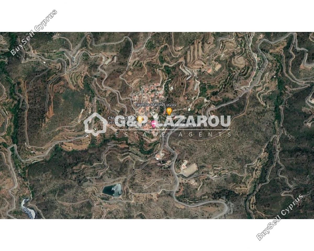2342 SQM Land for sale in Agioi Vavatsinias, Larnaca 6006184