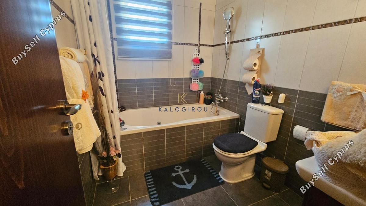 3 bedroom apartment for sale dromolaxia larnaca 7604335 image 9994150