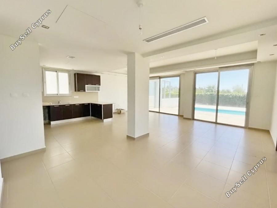 3 bedroom apartment for sale pervolia larnaca 7733345 image 10146358