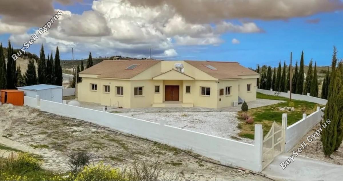 4 bedroom bungalow for rent kathikas paphos 8745345 image 16430975