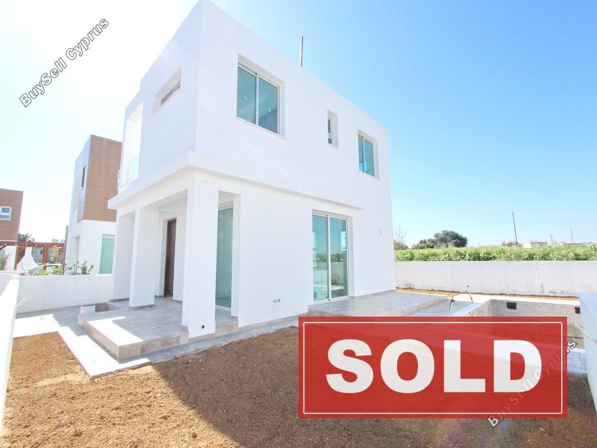 2 bedroom detached house sold kapparis famagusta 810645 image 650210