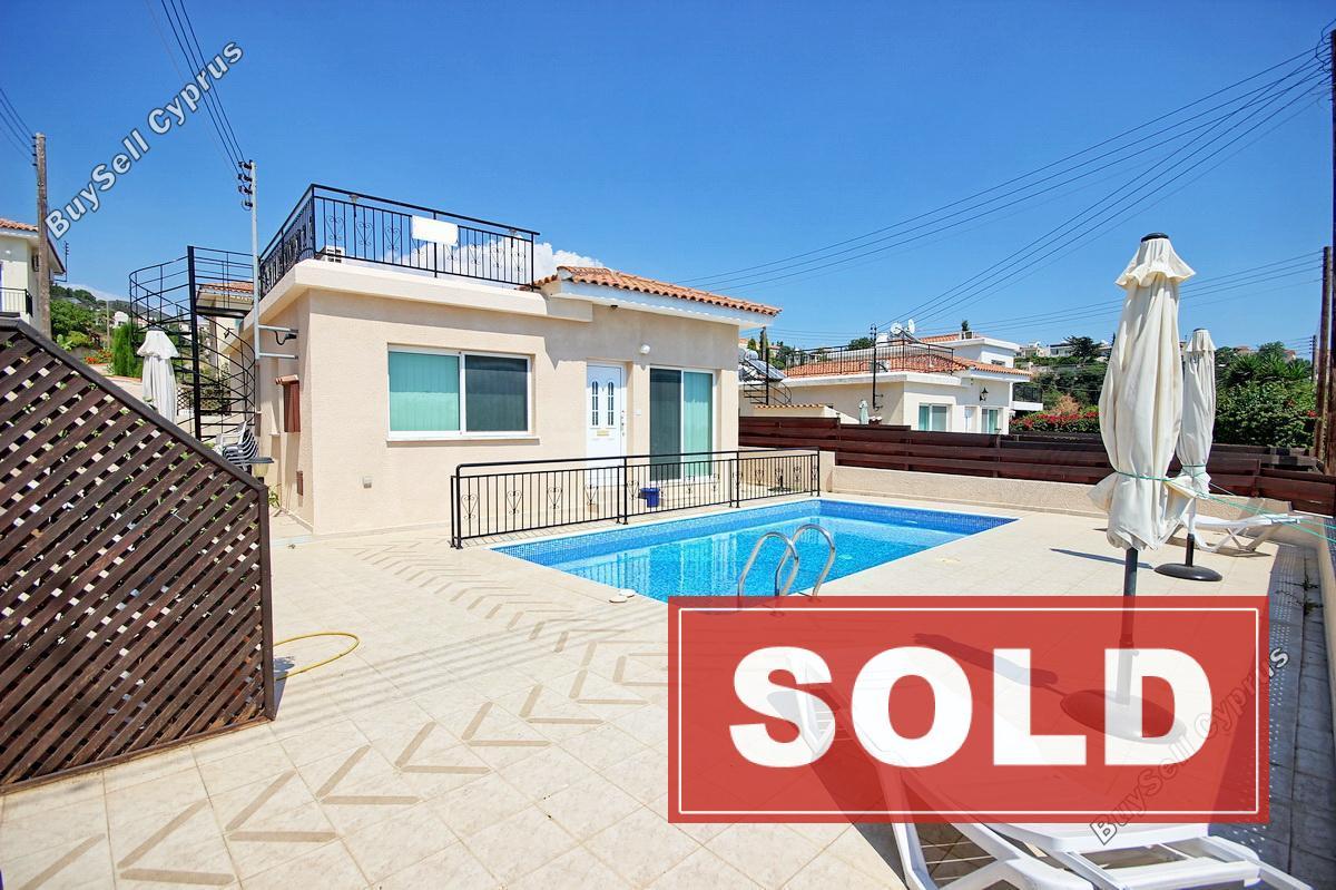 2 bedroom bungalow sold tala paphos 689255 image 414881