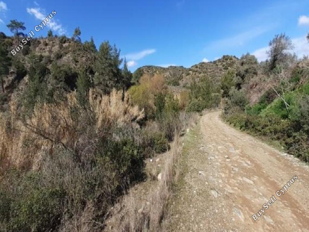 1673 SQM Land for sale in Kato Lefkara, Larnaca 15602217