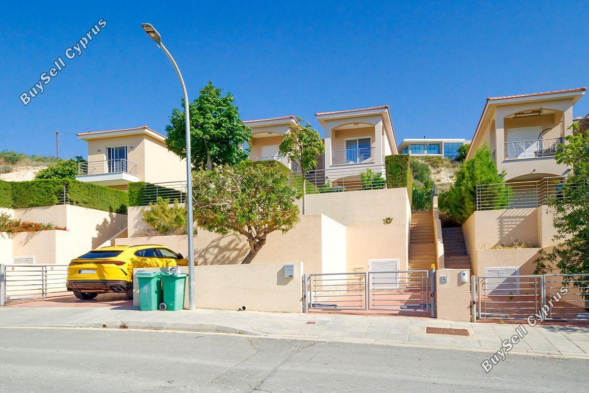 2 bedroom detached house for rent mouttagiaka limassol 1435665 image 2764204