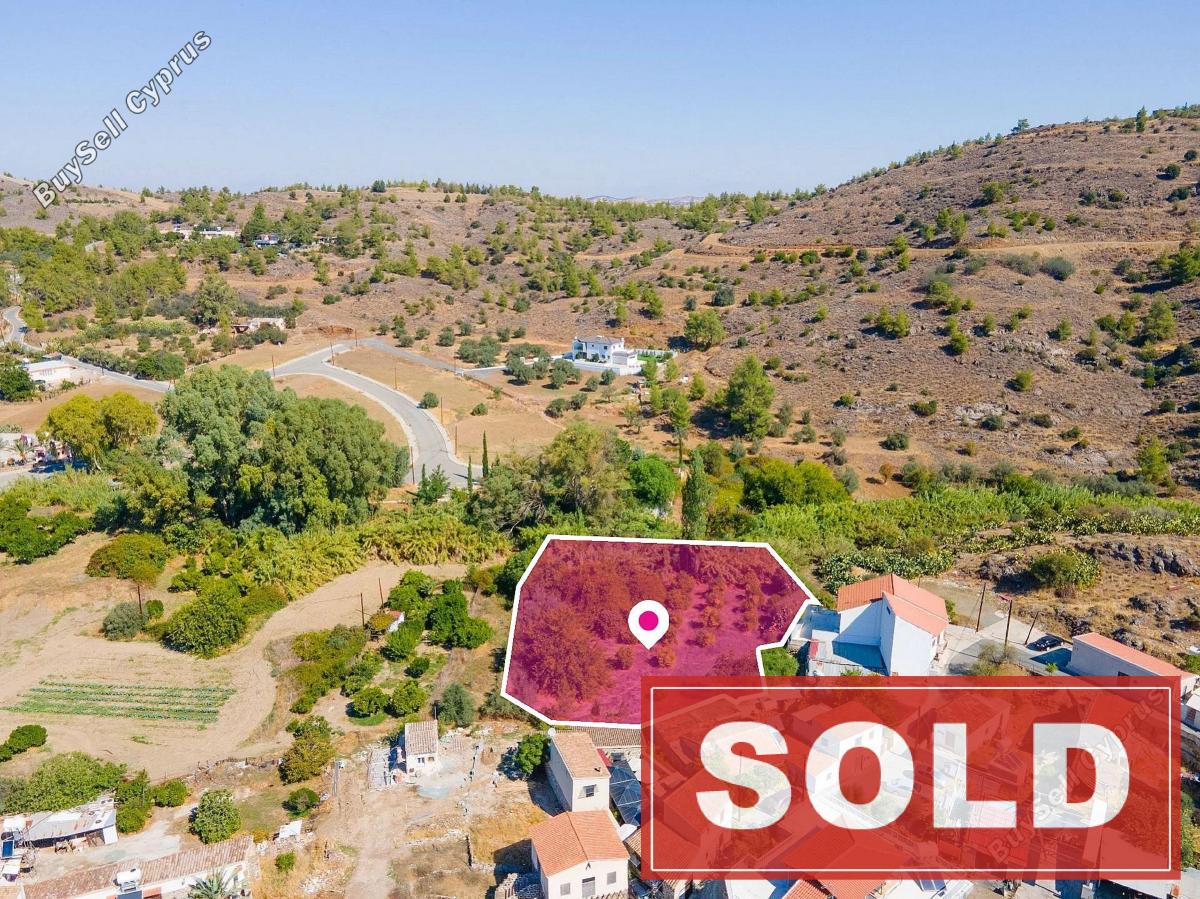 land sold shia nicosia 1070175 image 2905573