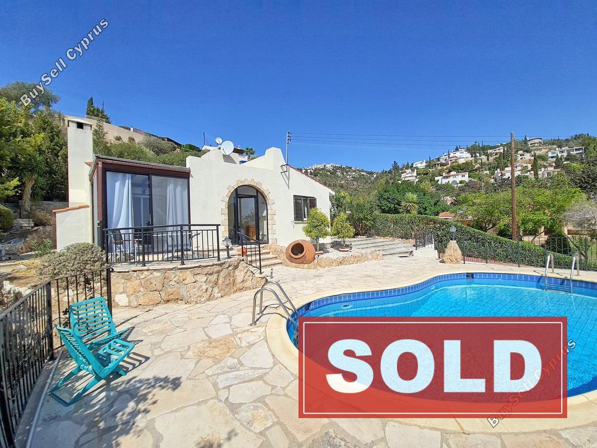 3 bedroom bungalow sold tala paphos 837575 image 694171