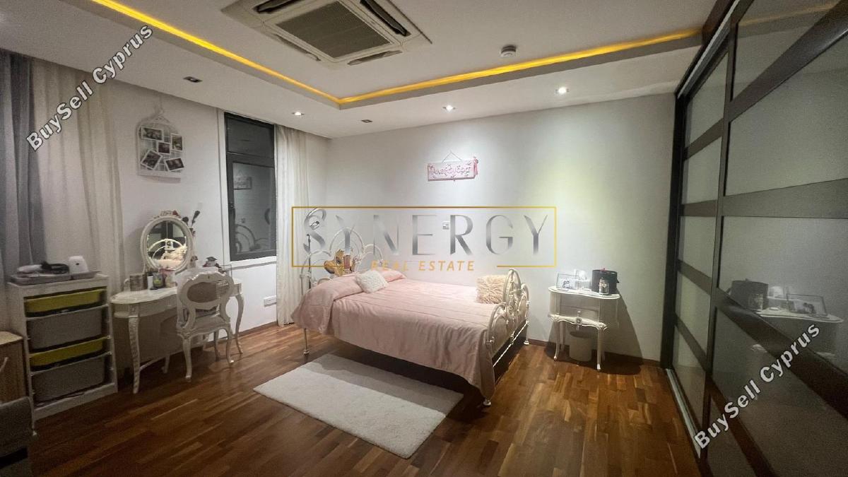7 bedroom detached house for sale dromolaxia larnaca 1325385 image 5230633
