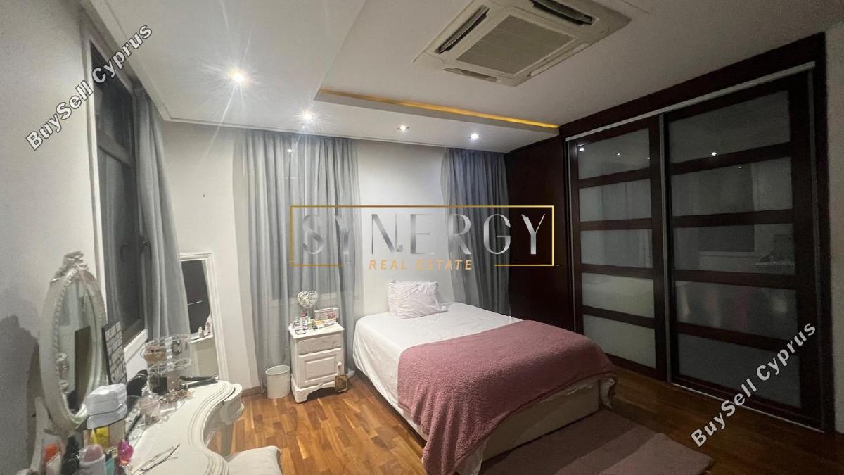 7 bedroom detached house for sale dromolaxia larnaca 1325385 image 5230637
