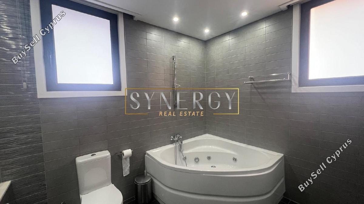 7 bedroom detached house for sale dromolaxia larnaca 1325385 image 5230659