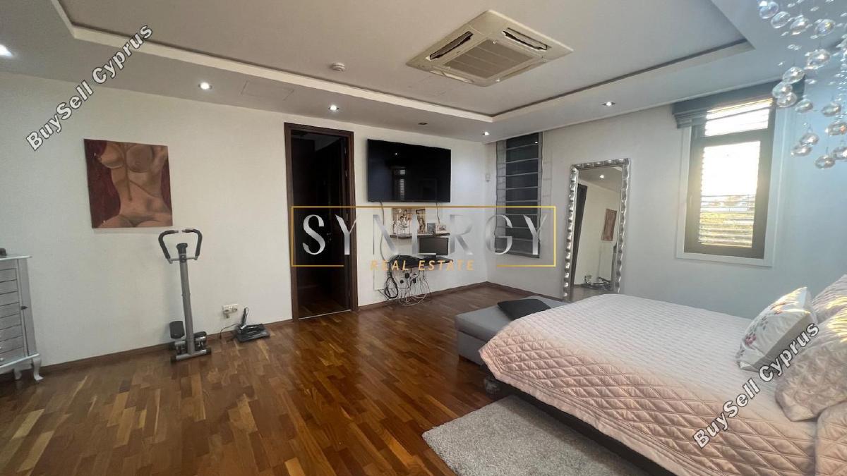 7 bedroom detached house for sale dromolaxia larnaca 1325385 image 5230664