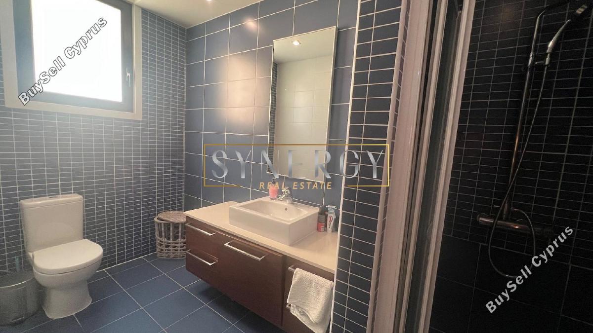 7 bedroom detached house for sale dromolaxia larnaca 1325385 image 5230666