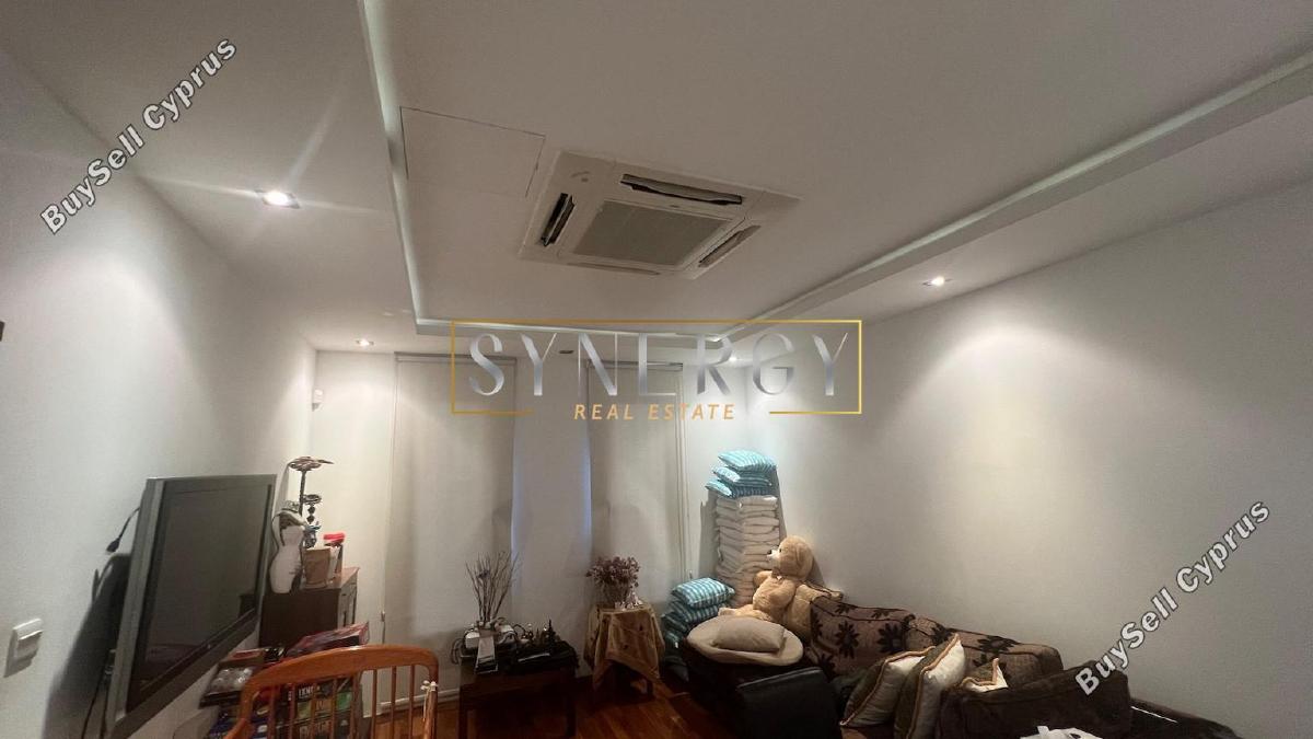 7 bedroom detached house for sale dromolaxia larnaca 1325385 image 5230682
