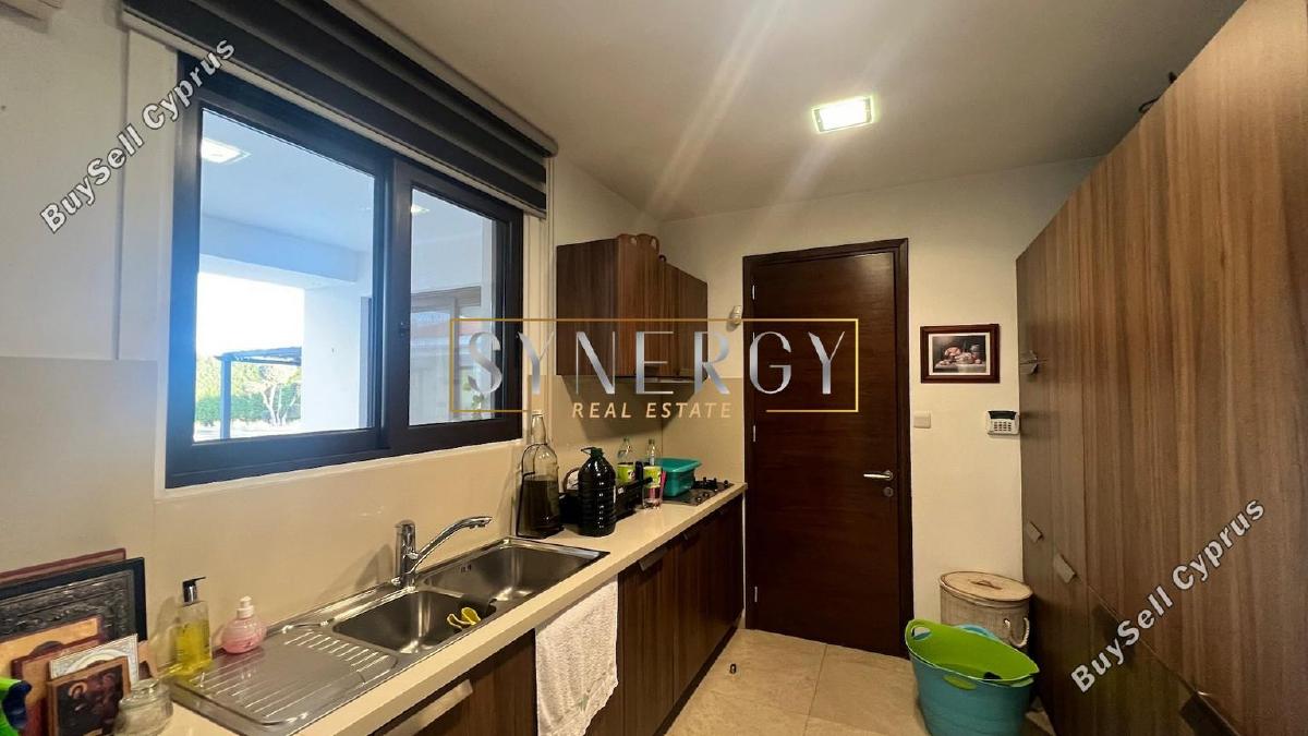 7 bedroom detached house for sale dromolaxia larnaca 1325385 image 5230694