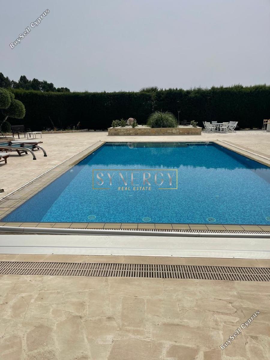 7 bedroom detached house for sale dromolaxia larnaca 1325385 image 5230709