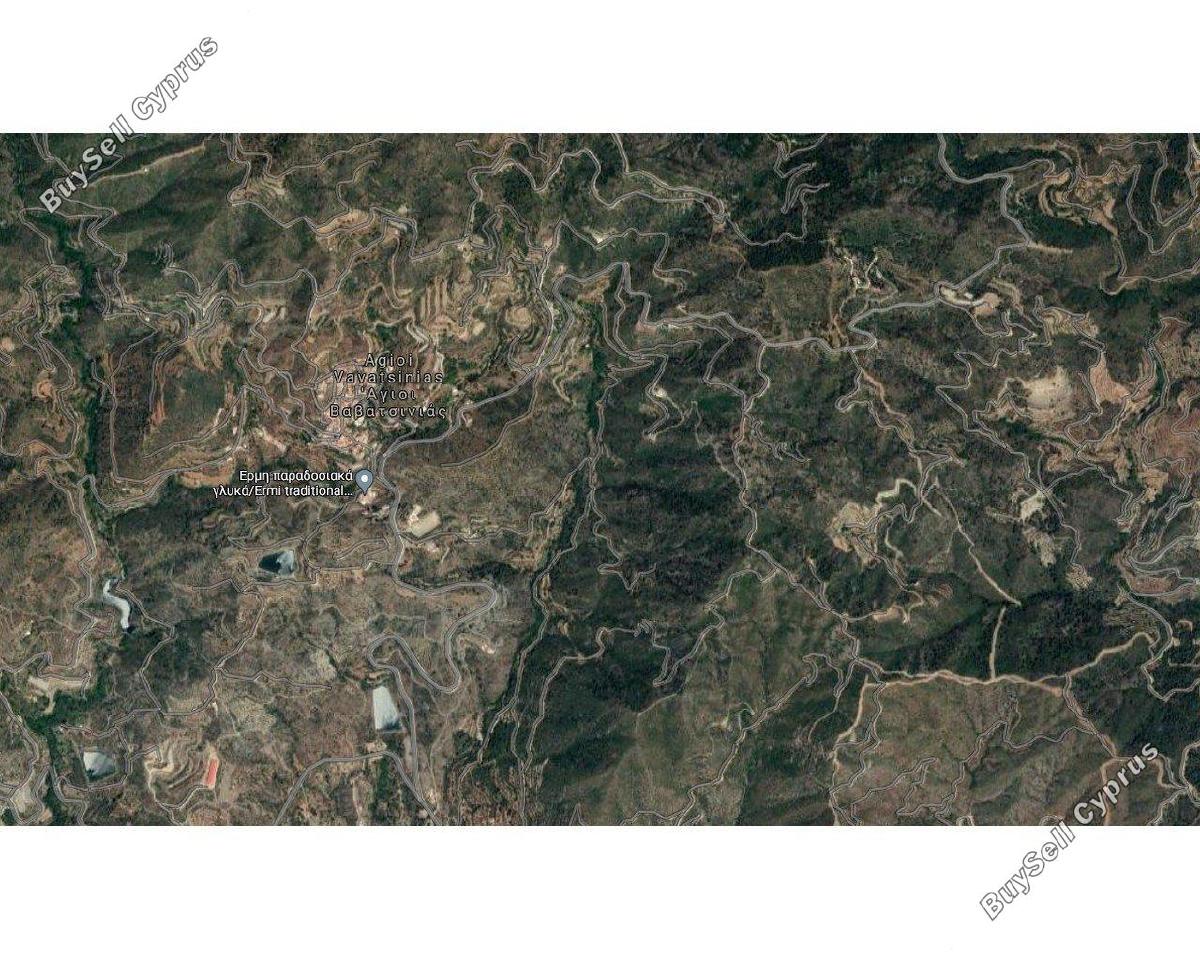 1673 SQM Land for sale in Agioi Vavatsinias, Larnaca 6023683