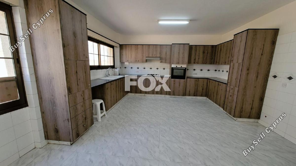 3 bedroom apartment for rent agia fyla limassol 1242195 image 16550052