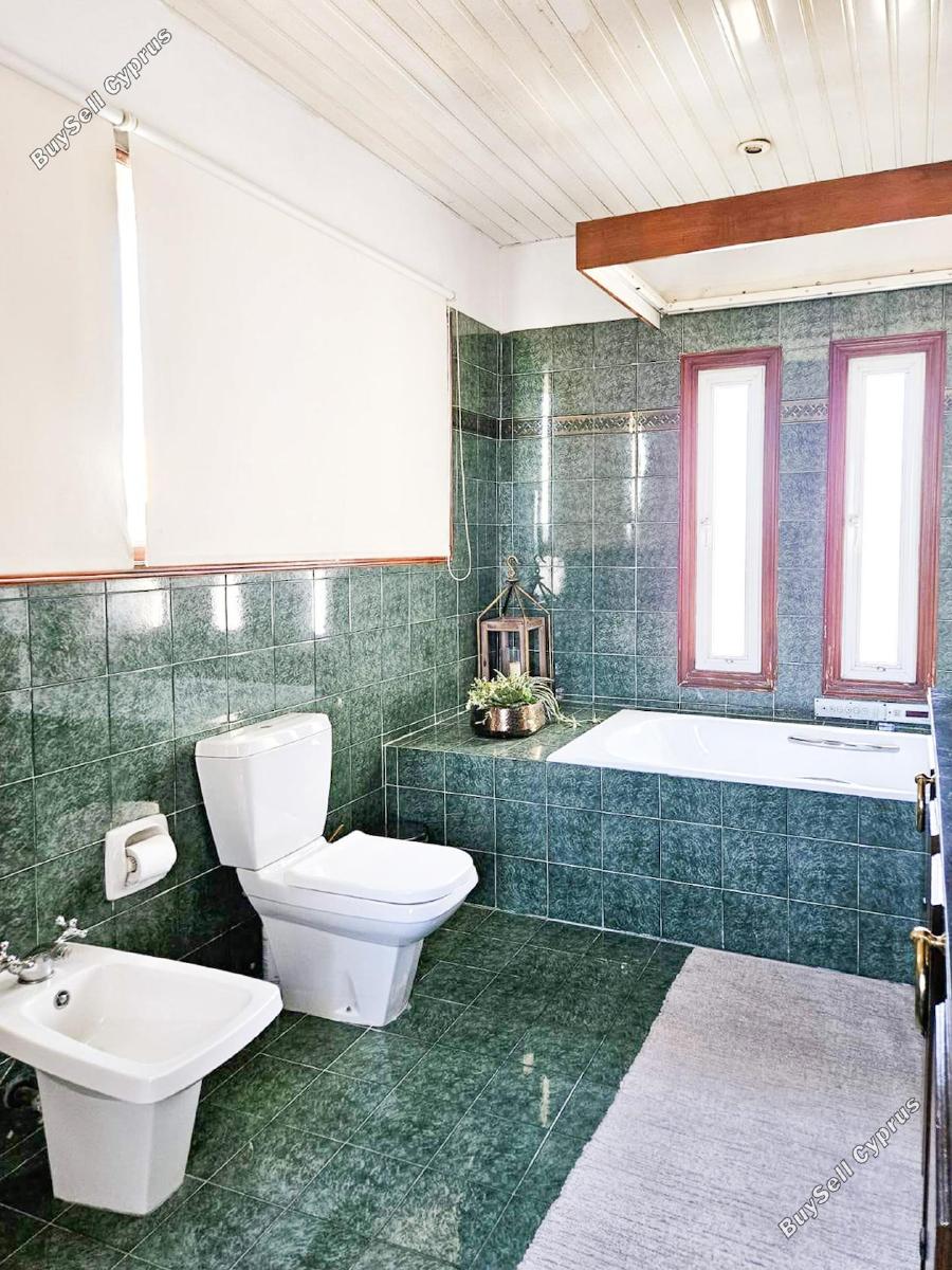 6 bedroom detached house for sale faneromeni larnaca 7931595 image 13783866