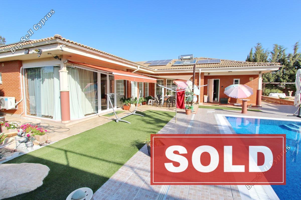 4 bedroom bungalow sold deryneia famagusta 698995 image 553897