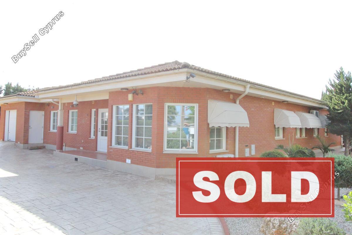 4 bedroom bungalow sold deryneia famagusta 698995 image 553906